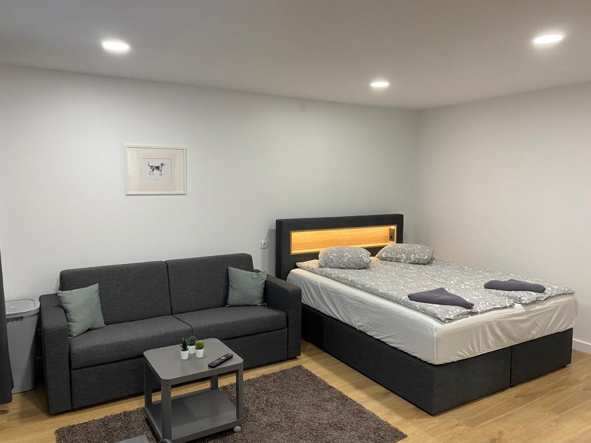 Akmene Center Apartment Naujoji Akmene Extérieur photo